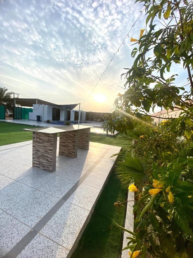 Villa Luxury Farm With Swimming Pool And Bbq Al Rahba Exterior foto